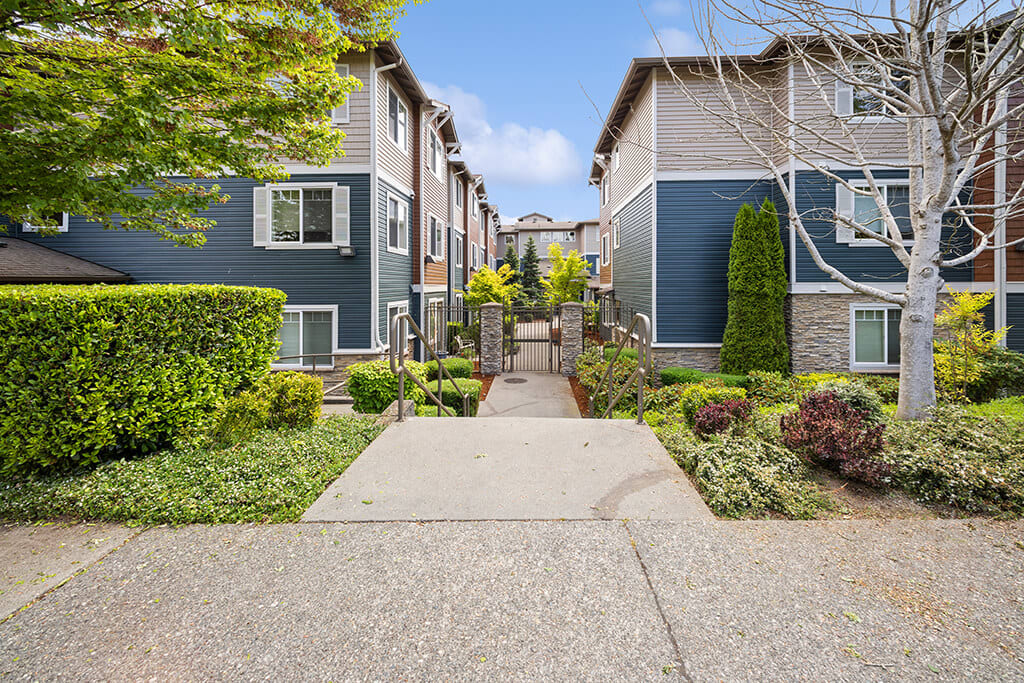 Ballinger Court Senior Apartments Edmonds Apartments for Rent